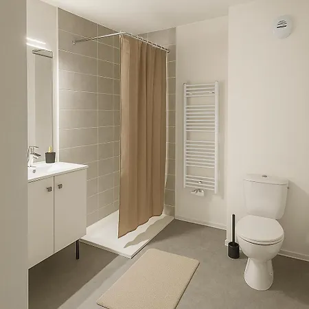 T2 Bastide * ボルドー